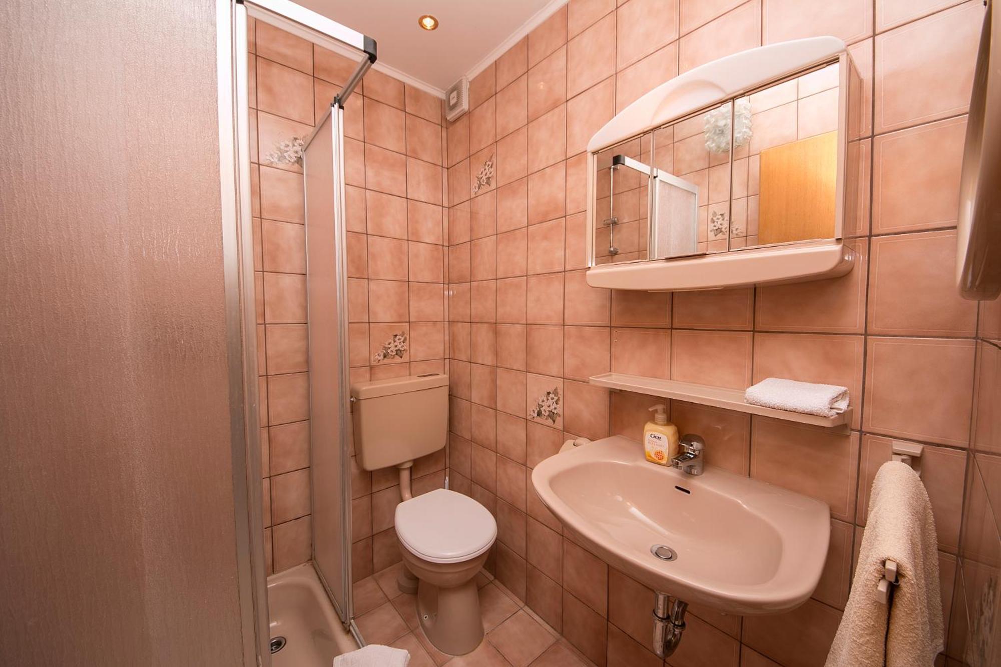 House Ursic Apartment Brela Ruang foto
