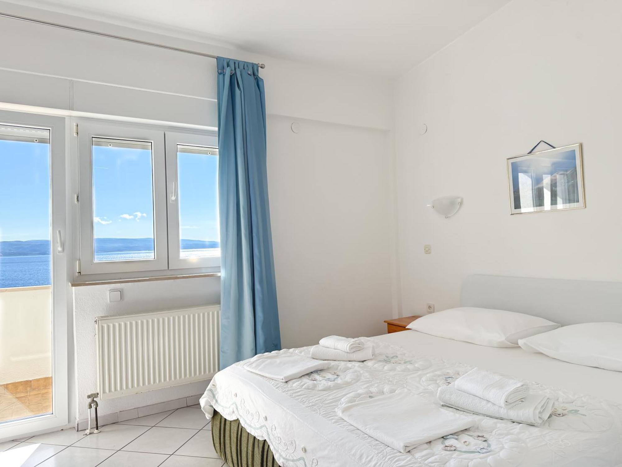 House Ursic Apartment Brela Bagian luar foto